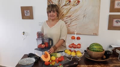 נילי וטליה במטבח
