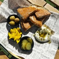 טוסט גבינות לל"ג