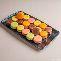 מגש מקרונים - macarons 20 יח' 