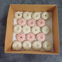 מיני דונאטס מצופים שוקולד 
