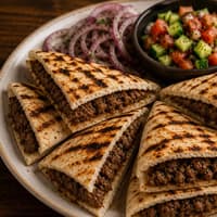 פיתה עראייס על האש 