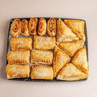 מגש מיני מאפים מלוחים 17 יח'